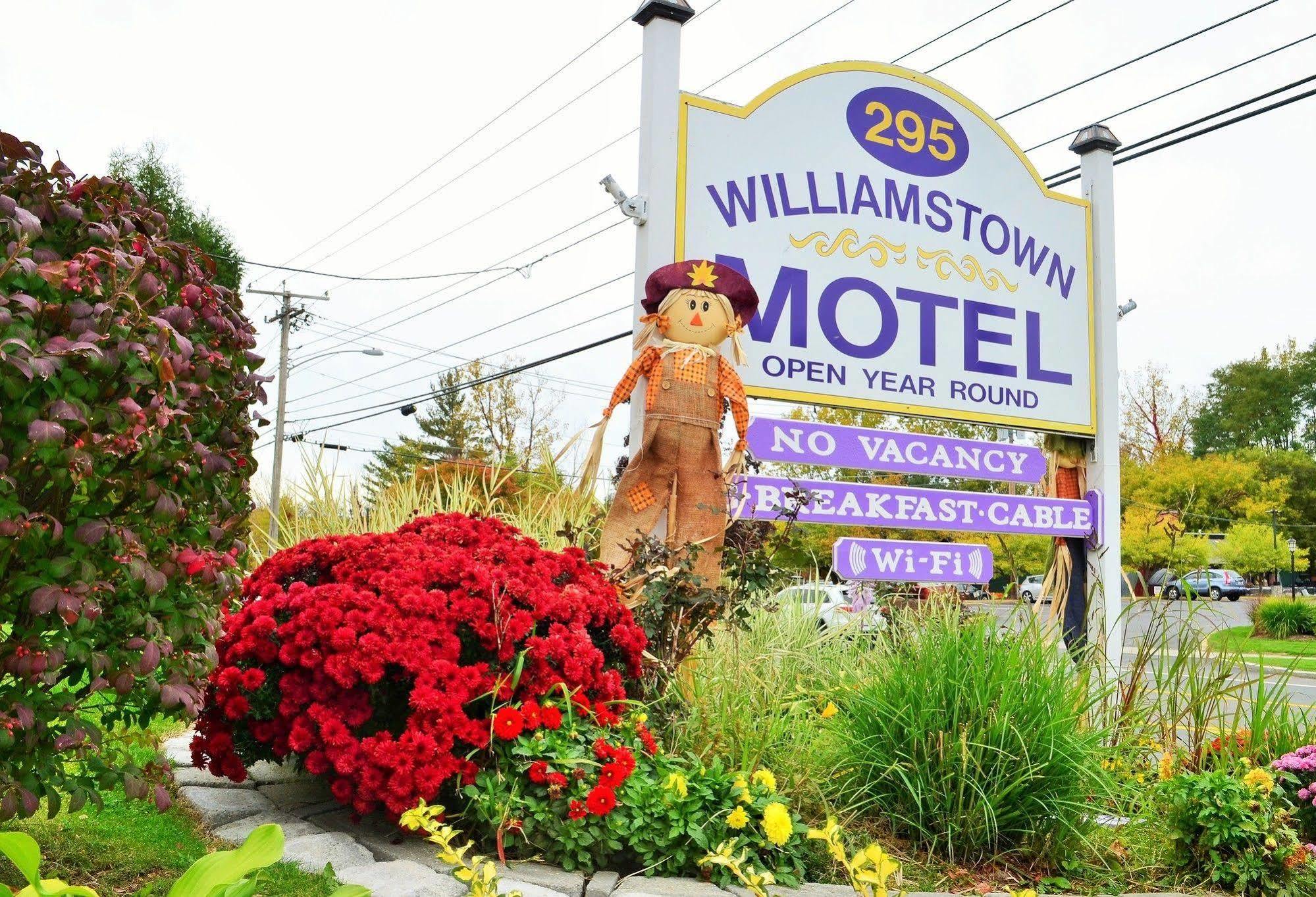 Williamstown Motel Extérieur photo